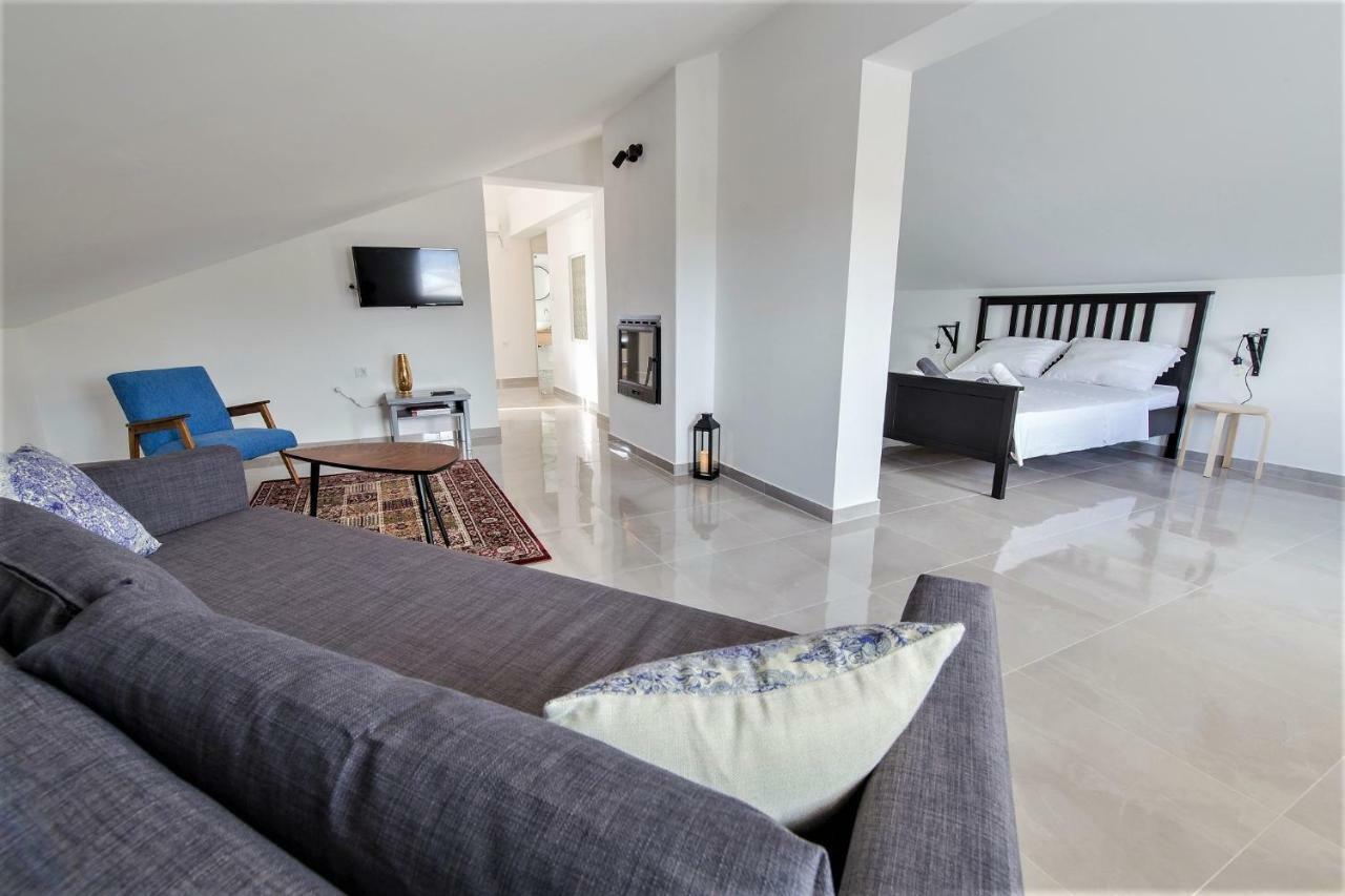 Apartments Dolores 센 외부 사진